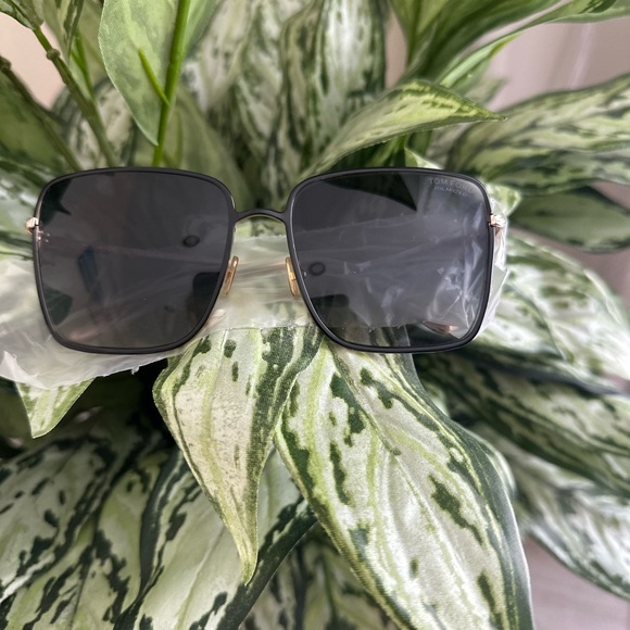 Tom Ford Heather TF739 01D polarized Sunglasses - Picture 2 of 11